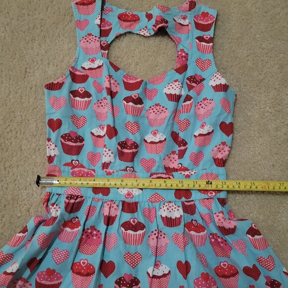 Retrolicious Cupcake Heart Pinup Size Small Dress/ Valentines Day pretty punk - Picture 8 of 9